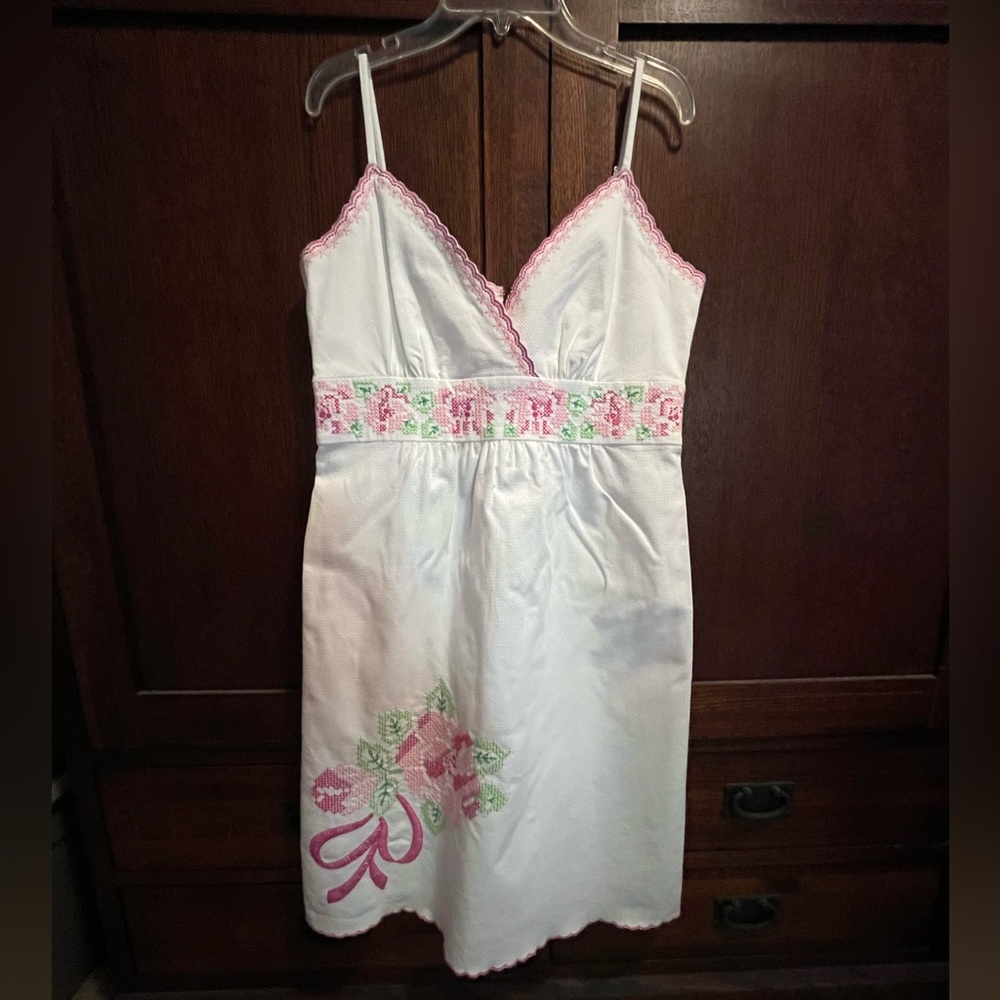 VGUC Lilly Pulitzer Camelia white embroidered dress 8